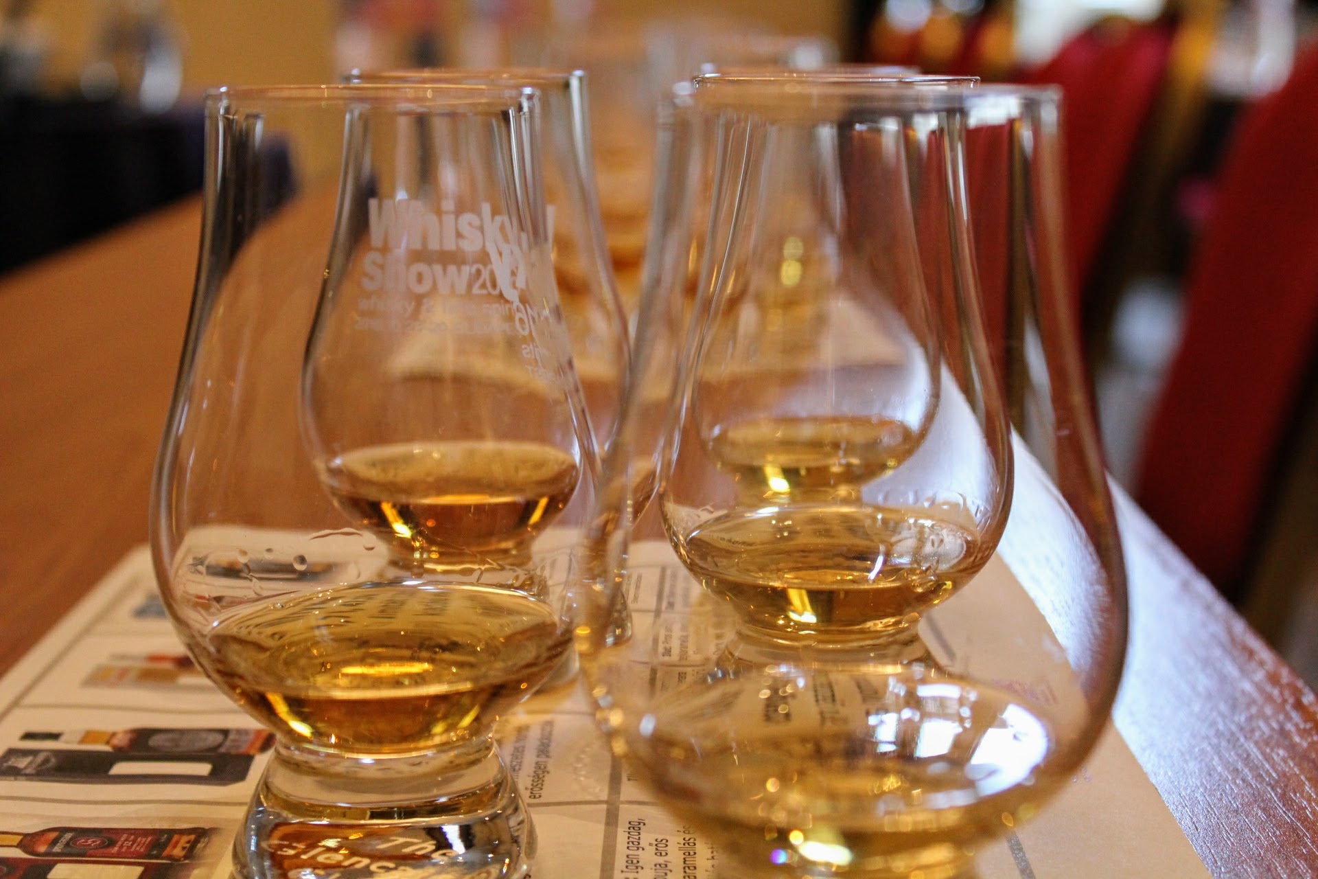 whiskynet whisky show springbank bruichladdich octomore signatory wilson and morgan tobermory imperial gordon and macphail mortlach duncan taylor allt a bhainne ardbeg ian macleod whisk(e)y kóstoló