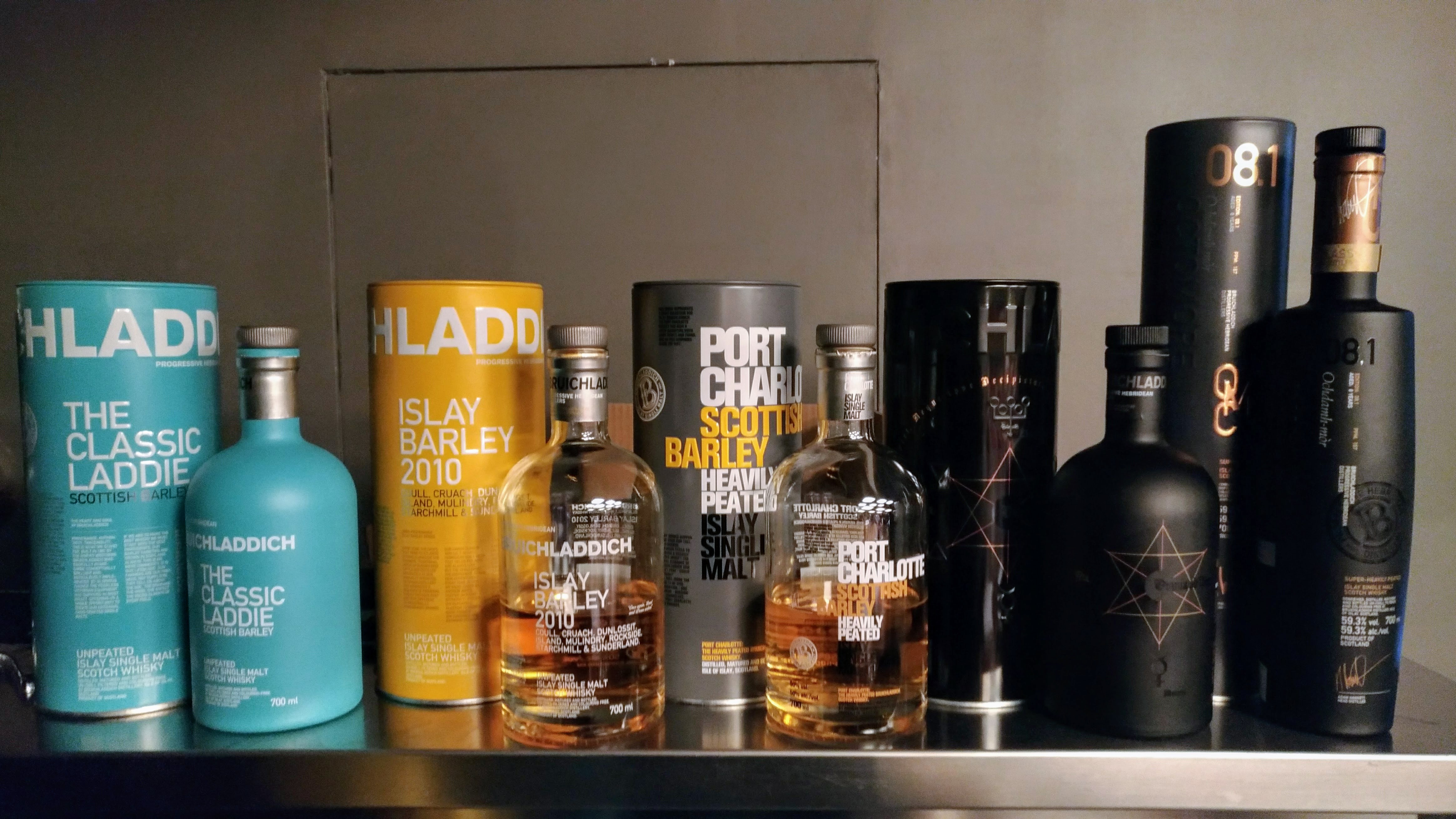 whisk(e)y kóstoló whiskynet goodspirit bruichladdich highland park cattos gordon and macphail aberfeldy ian macload cheiftains jericho the lost distillery