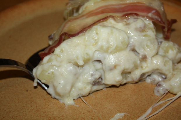 recept főétel melegétel tészta gnocci bacon camembert