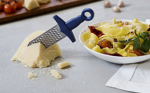hétvégi dizájn reszelő sajt gladiátor kard