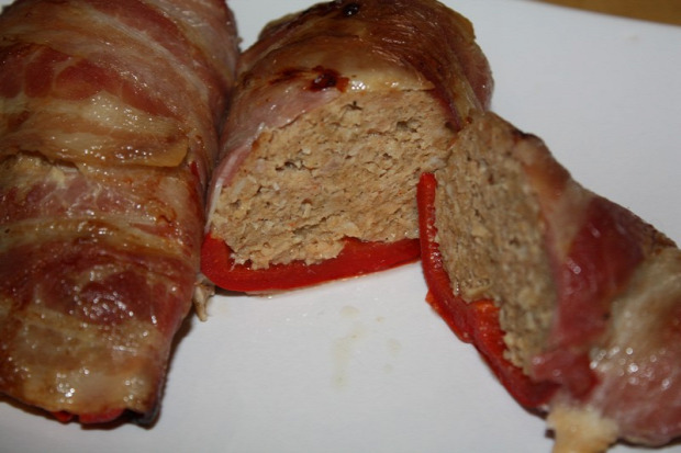 recept főétel húsétel töltött paprika sertés bacon