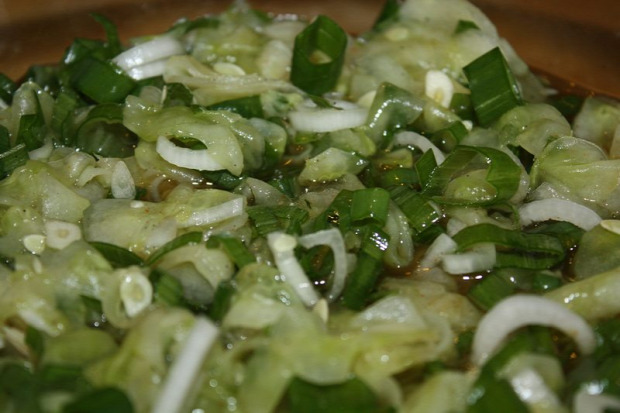 Tipp recept uborka saláta zöldhagyma újhagyma köret