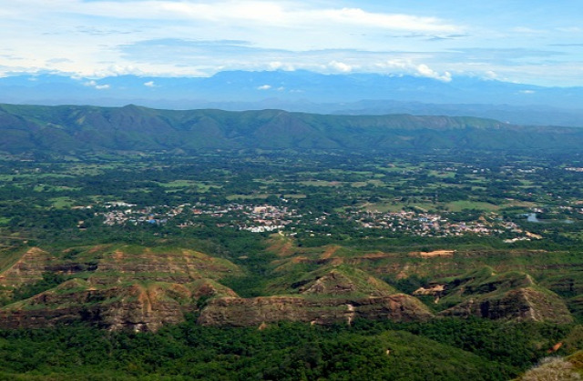 Kolumbia Melgar Carmen Apicala Cunday Villarica Cuevas del Edén Icononzo