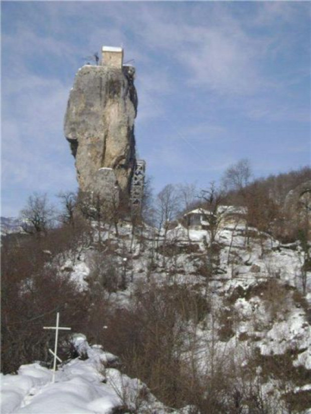 A világ érdekes Grúzia templom szikla