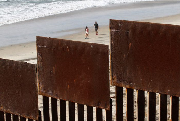 A világ érdekes határ kerítés USA Mexikó