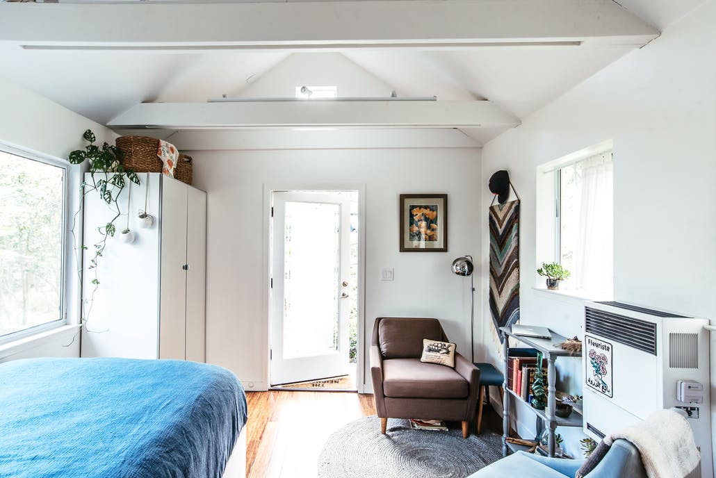 kis lakás kis ház mini otthon nagyvilág felújítás minimalista modern otthonos