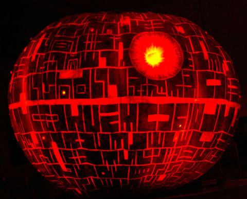 halloween tökfaragás töklámpás