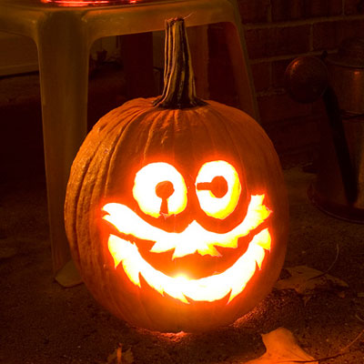 halloween tökfaragás töklámpás