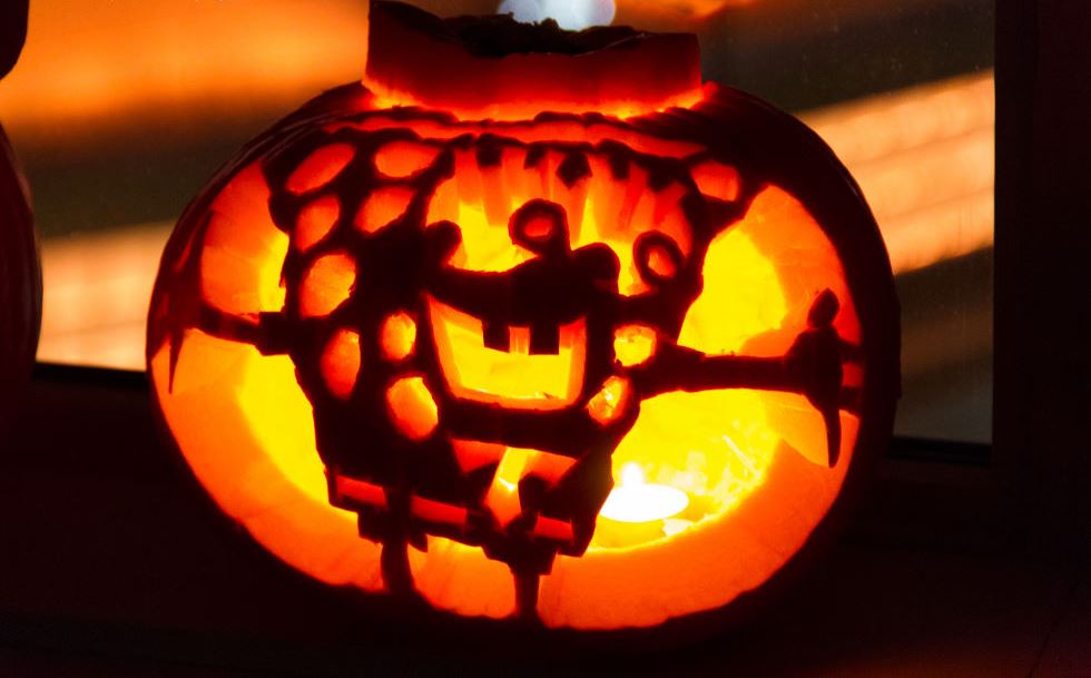 halloween tökfaragás töklámpás