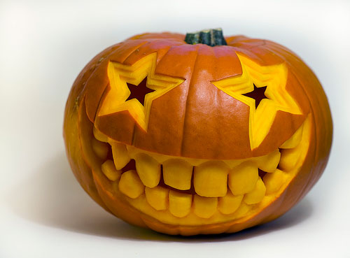 halloween tökfaragás töklámpás