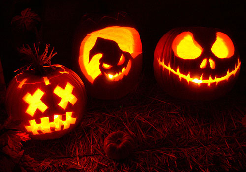 halloween tökfaragás töklámpás