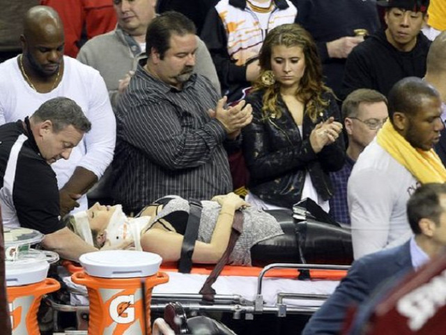 kosárlabda meccs ülőhely veszélyes baleset fail sérülés