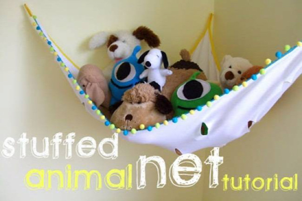 20+ Creative DIY Ways to Organize and Store Stuffed Animal Toys --&gt; DIY Stuffed Animal Net