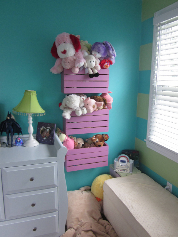 20+ Creative DIY Ways to Organize and Store Stuffed Animal Toys --&gt; Crates Mounted on the Wall as Storage Bins for Stuffed Animals