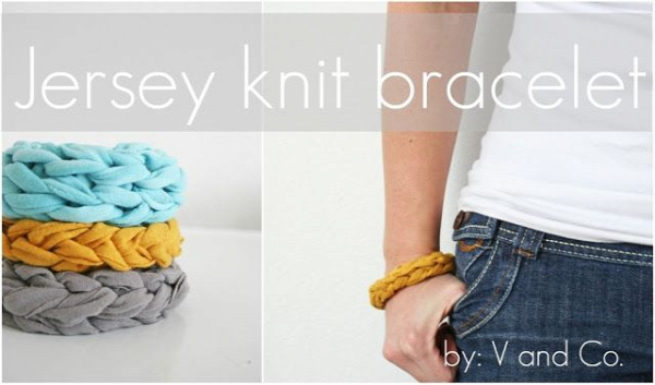 40+ Creative Ideas to Repurpose and Reuse Your Old T-shirts --&gt; DIY Jersey Knit Bracelet