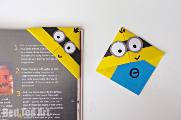 Easy and fun to make Minion Bookmarks - use basic origami skills to learn ow to make these fun minions