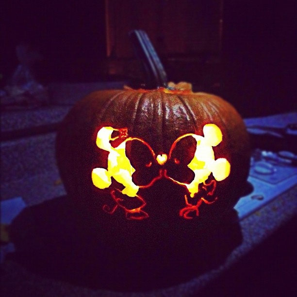 cute disney ideas: a DIY pumpkin carving is simple to do just print your favorite picture and stencil it on the pumpkin!
