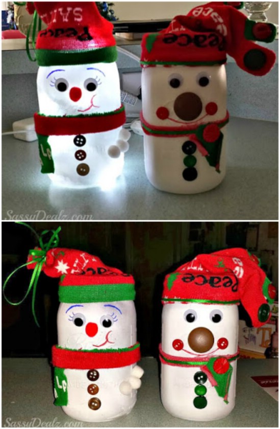 Snowman Light - 12 Magnificent Mason Jar Christmas Decorations You Can Make Yourself