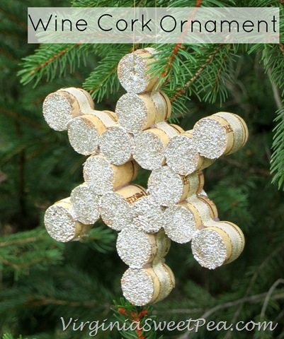 20 Brilliant DIY Wine Cork Craft Projects for Christmas Decoration
