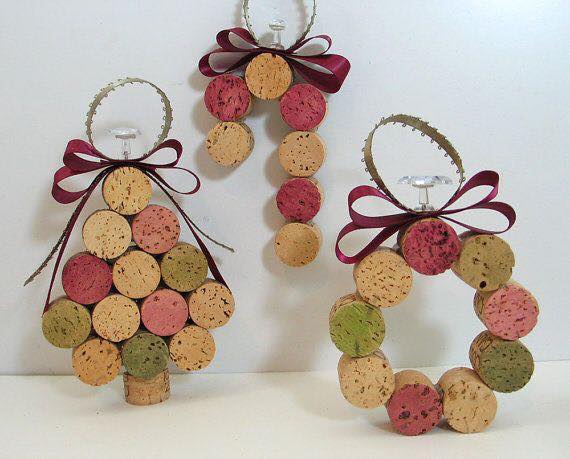 20-Brilliant-DIY-Wine-Cork-Craft-Projects-for-Christmas-Decoration7.jpg
