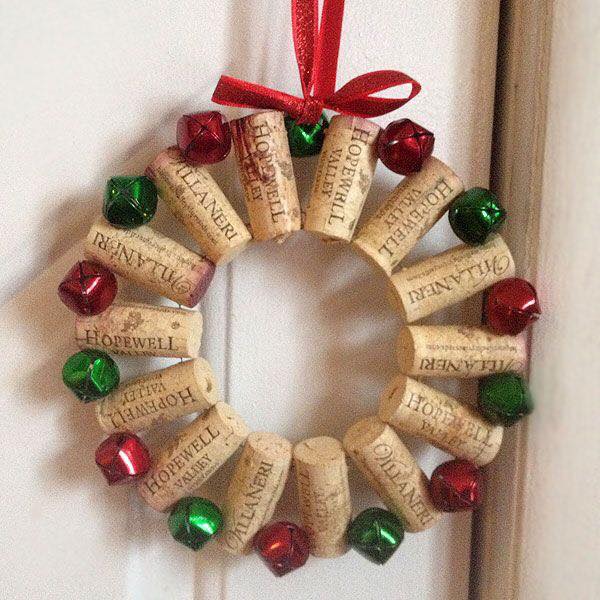 20-Brilliant-DIY-Wine-Cork-Craft-Projects-for-Christmas-Decoration8.jpg