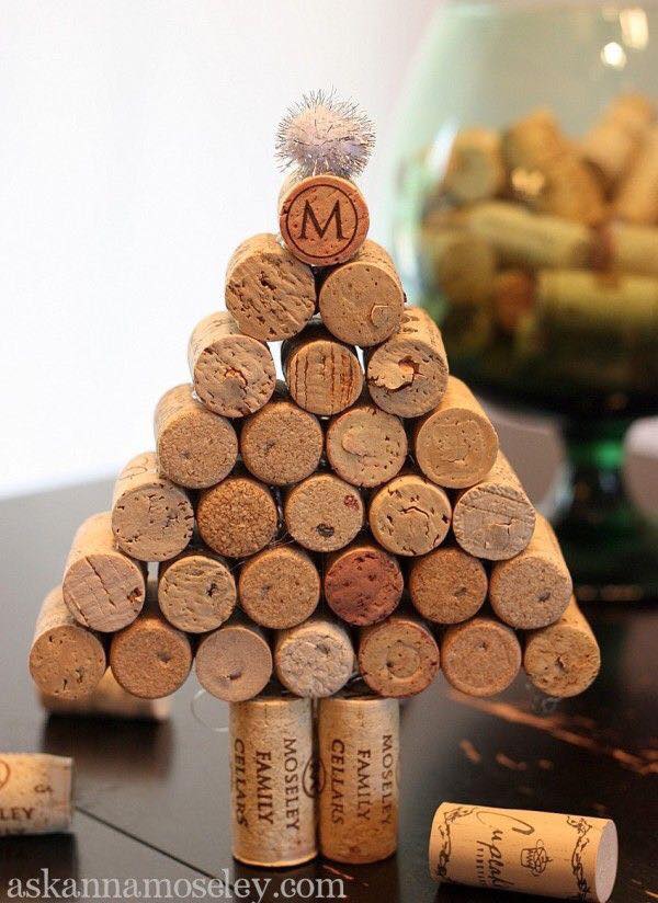 20-Brilliant-DIY-Wine-Cork-Craft-Projects-for-Christmas-Decoration9.jpg