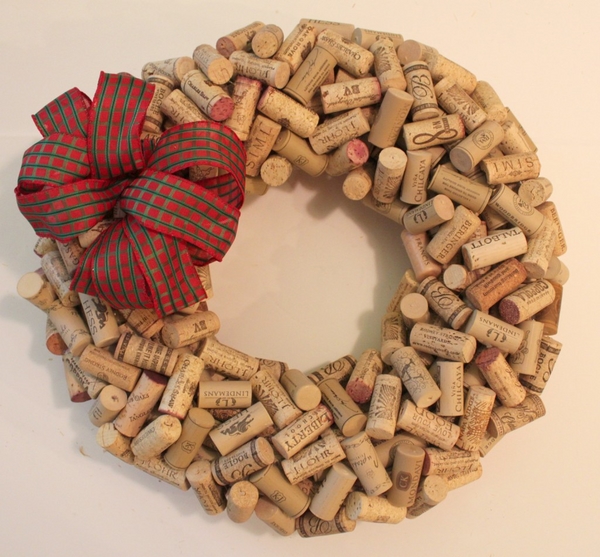 how to make a cork wreath instructions step 4 decorate the wreath