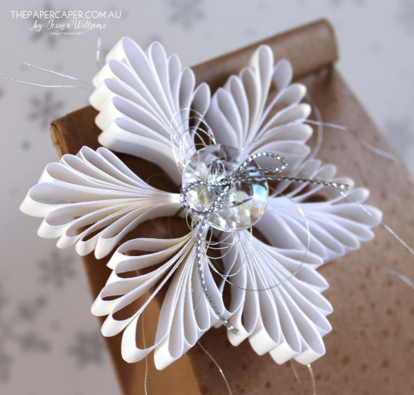 Snowflake Christmas ornament or tag created with Stampin' Up! supplies by Jessica Williams I www.thepapercaper.com.au karácsony papírdísz DIY papírcsillag