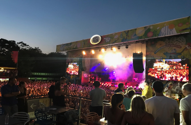 caramel budapest park koncert zeneszöveg