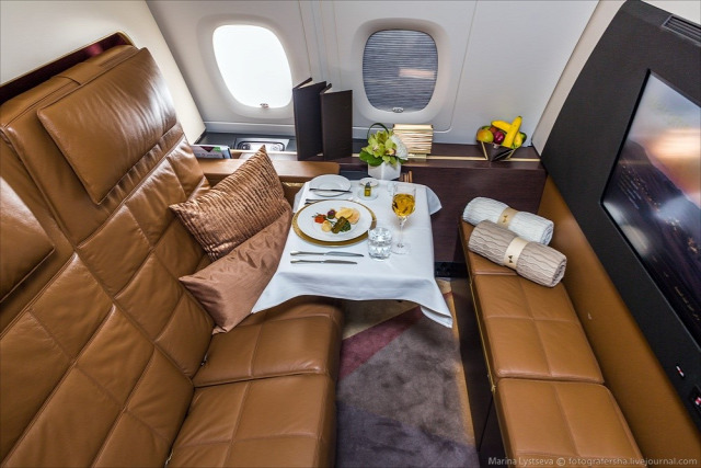 luxus repülőgép first class