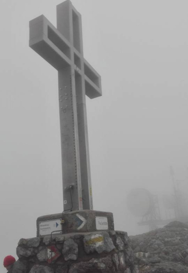 Ausztria Alsó-Ausztria Schneeberg hegy szurdok libegő Weichtalklamm csúcskereszt