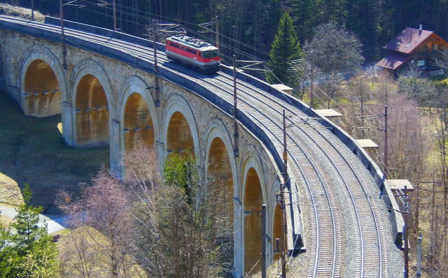 Ausztria Alsó-Ausztria Semmering vonat Semmeringbahn