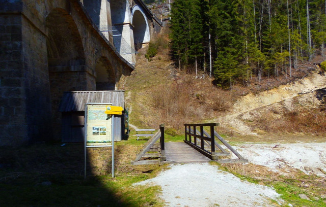 Ausztria Alsó-Ausztria Semmering vonat Semmeringbahn