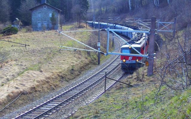 Ausztria Alsó-Ausztria Semmering vonat Semmeringbahn