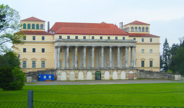 Ausztria Burgenland Eisenstadt Esterházy kastély várak