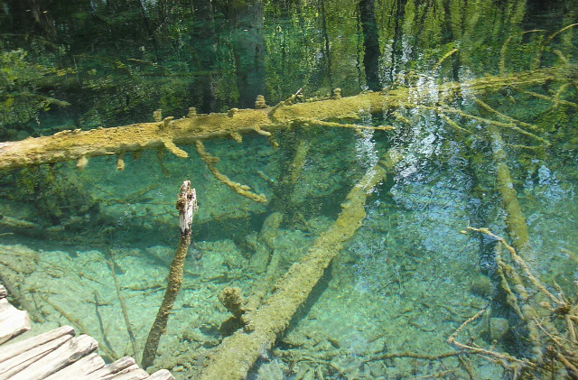 Horvátország szurdok túraút Plitvice vízesések