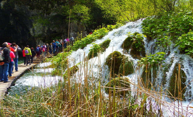 Horvátország szurdok túraút Plitvice vízesések