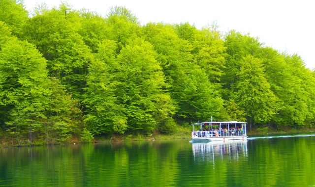 Horvátország szurdok túraút Plitvice vízesések