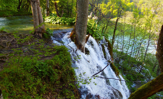 Horvátország szurdok túraút Plitvice vízesések