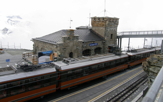 Svájc fogaskerekű vasút vasút Zermatt Gornergrat Gornergratbahn