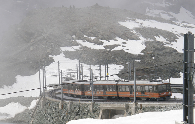 Svájc fogaskerekű vasút vasút Zermatt Gornergrat Gornergratbahn