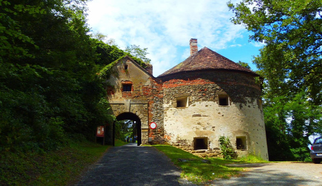 Ausztria Burgenland várak Güssing