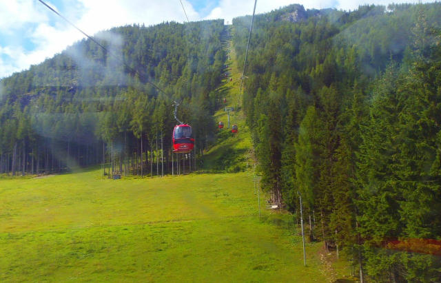 Ausztria Salzburg tartomány hegy kis-kabinos felvonó Mauterndorf Grosseckbahn