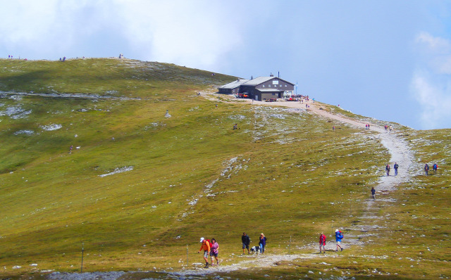 Ausztria Alsó-Ausztria Schneeberg hegy szurdok libegő Weichtalklamm csúcskereszt