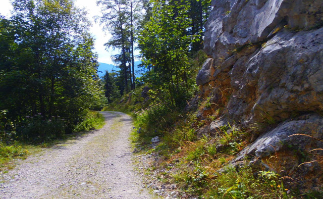 Ausztria Alsó-Ausztria Schneeberg hegy szurdok libegő Weichtalklamm csúcskereszt