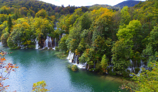 Horvátország szurdok túraút Plitvice vízesések