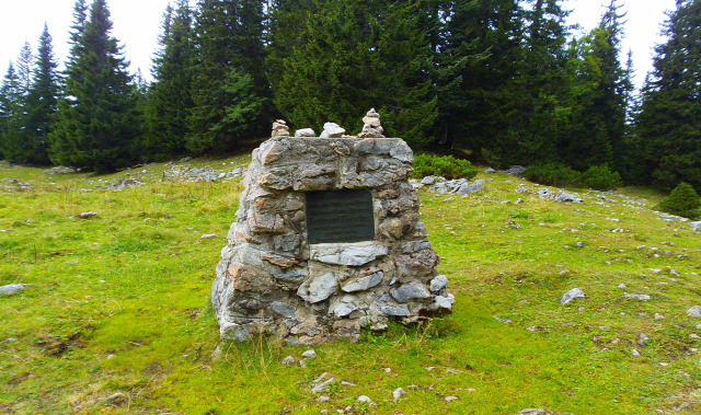Ausztria Alsó-Ausztria Schneeberg hegy szurdok libegő Weichtalklamm csúcskereszt