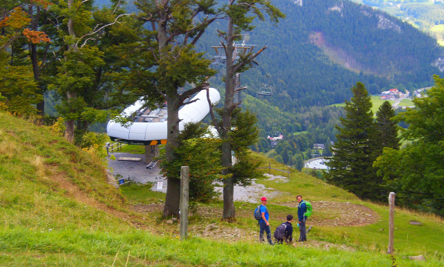 Ausztria Alsó-Ausztria Schneeberg hegy szurdok libegő Weichtalklamm csúcskereszt