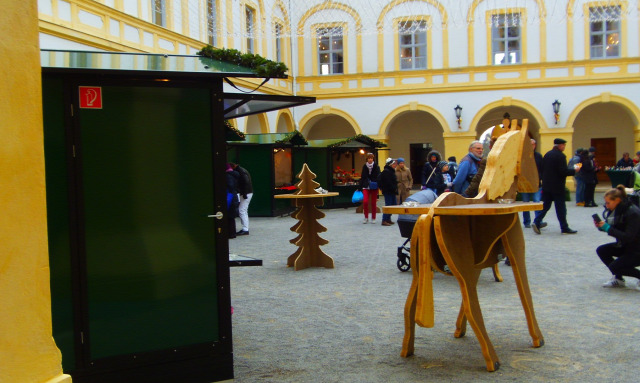 Ausztria Alsó-Ausztria várak adventi vásár Schloss Hof