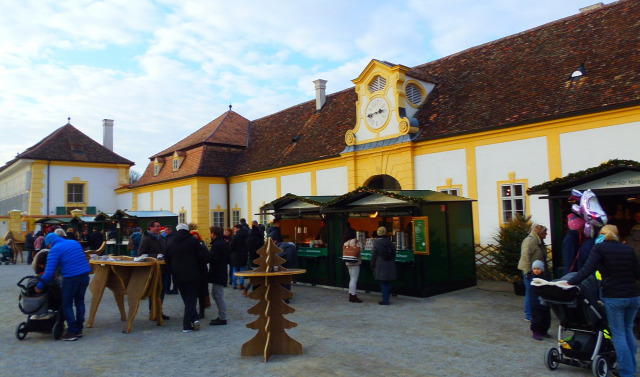 Ausztria Alsó-Ausztria várak adventi vásár Schloss Hof